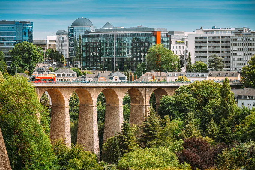 Advantages of Setting Up an SCS Fund in Luxembourg